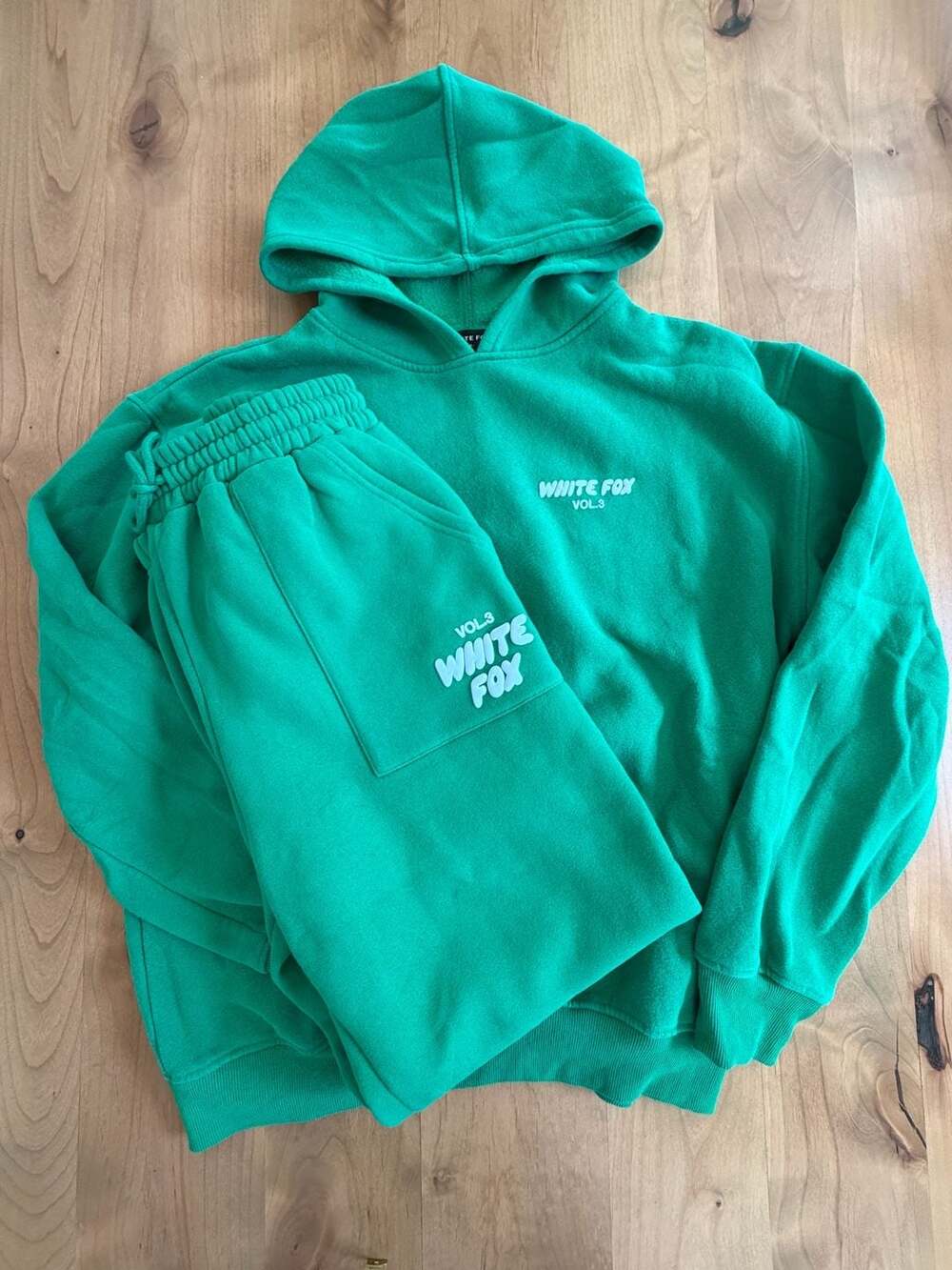 White Fox Boutique Vol. 3 Green Sweatsuit Set